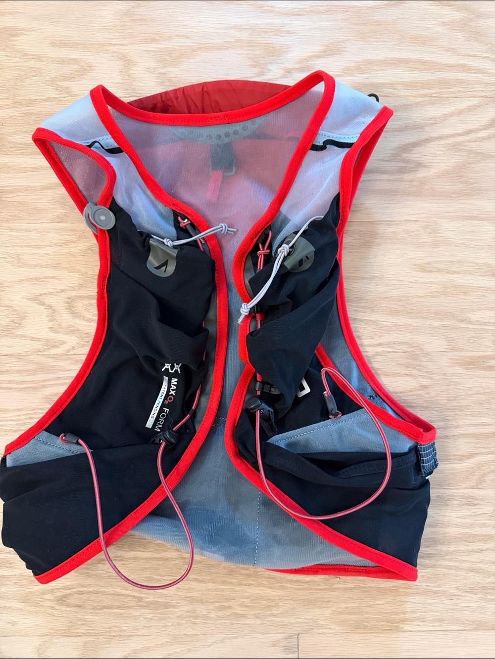 Ultraspire BIG BRONCO RACE VEST men’s Medium (NO BOTTLES INCLUDED)